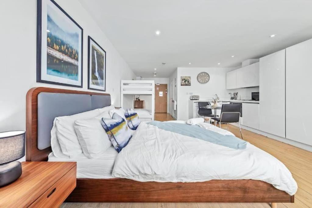 1 Bedroom Flat Piccadilly Sleep 7 In London Vr10 Luaran gambar